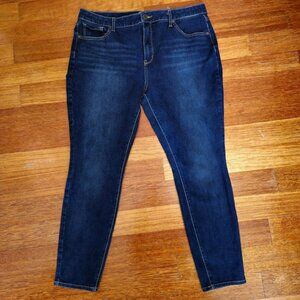 Time & Tru 18 Dark Wash Regular Jeans Stretch Denim Cotton Blend